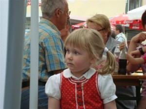 Maibaumaufstellen Trachtenverein 2012 031